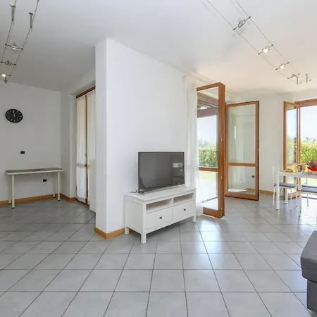 Oasis With Garden And Pool Desenzanoloft Official Partner Homes & By Marriott Bonvoy Appartement