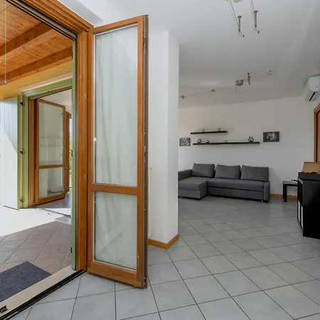 Oasis With Garden And Pool Desenzanoloft Official Partner Homes & By Marriott Bonvoy * Desenzano del Garda